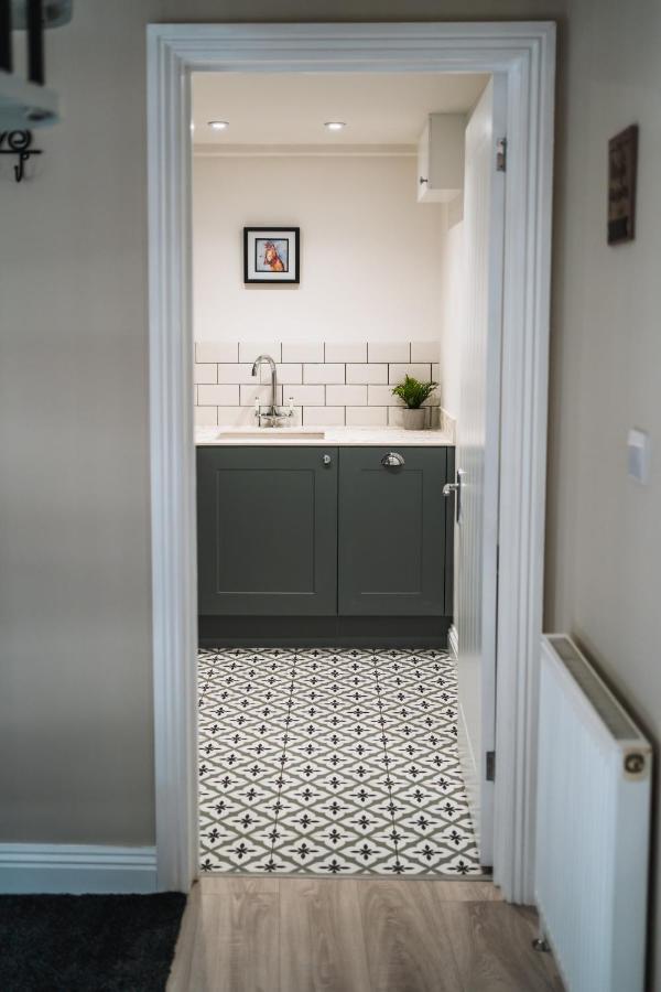 Otter'S Pocket Apartment Blandford Forum Ngoại thất bức ảnh